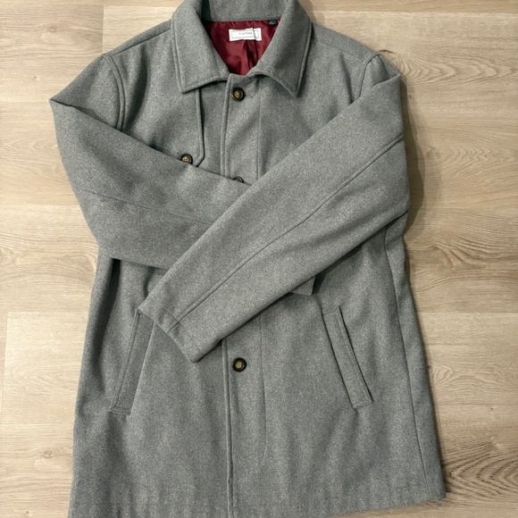Five Four Brand Men’s Gray Pea Coat with Maroon Lining - Picture 10 of 10
